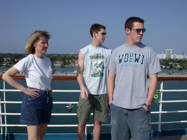 Here's my Mom, Bryan, and Neil.  They are looking at something.