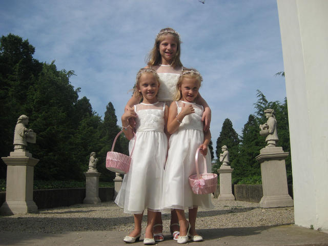 There is our ring-bearer escort, Rachel, with Lilli and Grace.