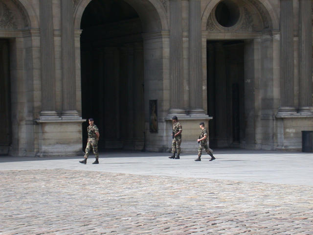 All of the armed guards in France had FAMAS.  Either Aaron's favorite CS gun or what Solid Snake uses.